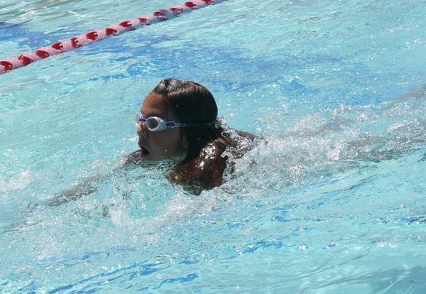 clases de natacion para niños en verano